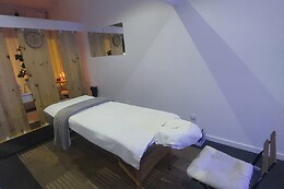 Terapeuta Ana  Bella Mihesan