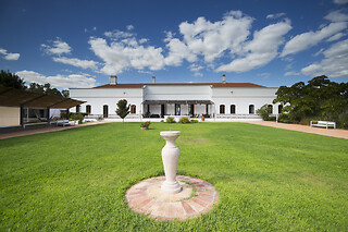 Uma noite com pequeno-almoço para 2 | Alentejo Star Hotel (São Domingos, Mértola)