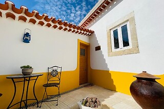 Uma noite em Casa com pequeno-almoço para 2 na Casa Turquesa & Villas Campus na Corredoura (Santarém)