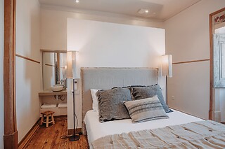 Uma noite em quarto duplo clássico com pequeno-almoço e experiência gastronómica para 2 em Casa Az-Zagal em Casa Branca (Portalegre)