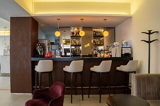 Uma Noite com Pequeno-Almoço + Experiência de Escape Room ou Stand Up Paddle para 2 | Apúlia Praia Hotel, Esposende (Braga)