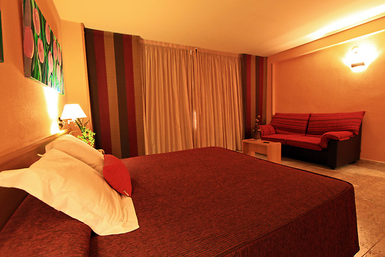 HOTEL EL ÁGUILA - photo 3