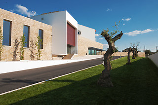Uma noite em quarto duplo/twin com pequeno almoço para 2 em Real Abadia, Congress & Spa Hotel**** em Alcobaça (Leiria)