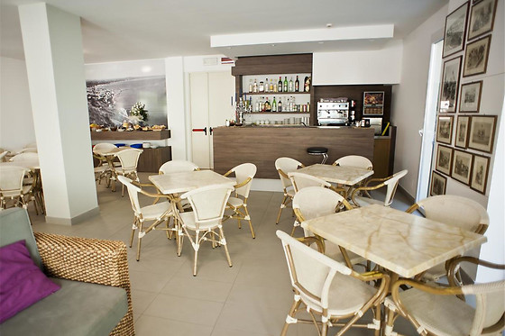 Atlas Hotel - photo 7