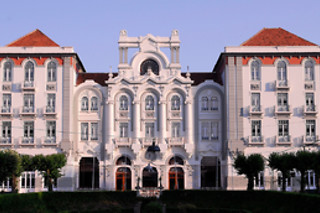 Uma noite em quarto duplo com pequeno-almoço para dois | Curia Palace Hotel & Spa (Anadia, Aveiro)