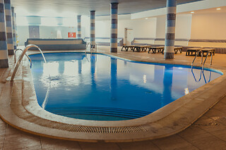 Circuito de águas e massagem de relaxamento a Dois | Terapyzen - The Navigator Solaqua