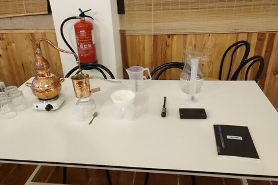 Workshop de destilação de Gin para 1 em Destilaria Atalaya Gin em Ouguela (Campo Maior)