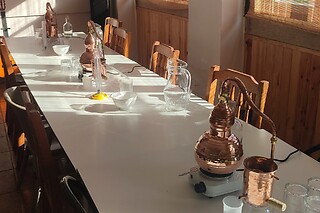 Workshop de destilação de Gin para 1 em Destilaria Atalaya Gin em Ouguela (Campo Maior)