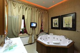 GASTRO-HOTEL PALACIO DE LA SERNA