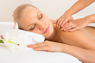 Circuito de águas e massagem de relaxamento a Dois | Terapyzen - The Navigator Solaqua