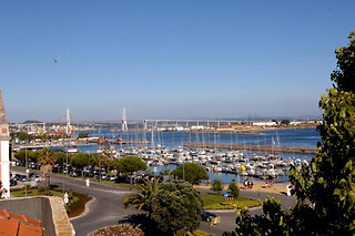 Uma noite em suite com pacote romântico | Marina Charming House (Figueira da Foz)