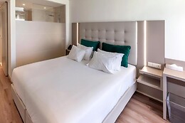 Oporto Airport & Business Hotel