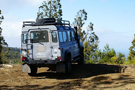 Tour de carrinha ou Jeep à escolha para 1 | Pro Island Tour (Ilha Terceira, Açores)