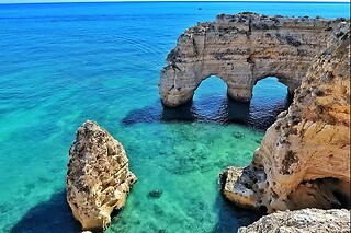 Passeio de Kayak pelas Grutas de Benagil para 1 | Surf4fun Albufeira (Albufeira)