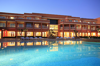 Uma noite em quarto duplo com pequeno-almoço e acesso ao spa | Onyria Quinta da Marinha Hotel (Cascais)