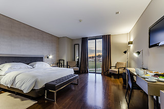 Uma noite em quarto duplo/twin com pequeno-almoço para 2 | Hotel Villa Batalha (Batalha, Leiria)