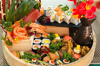Combinado de 40 peças de sushi para 2 | Sifra Sushi & Grill -Rossio (Lisboa)