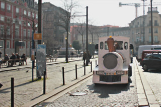 Passeio de comboio para 2 adultos e 2 crianças em Magic Tourism (Porto)