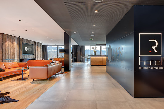 R hotel experiences - photo 22