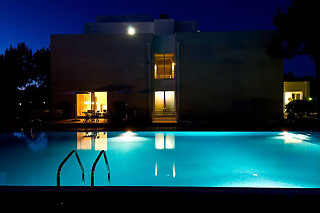Uma noite em quarto duplo com pequeno almoço para 2 em Miravillas Hotel **** em Praia de Mira (Coimbra)