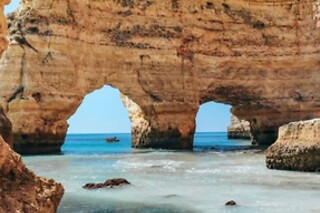 Excursão autoguiada de kayak às grutas de Benagil para 1 | Kai'nKoa Adventures (Lagoa)
