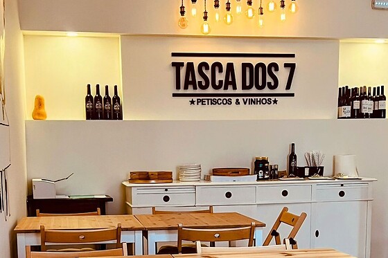 2 Petiscos à escolha para 2 no JET7.5 Food&Drinks - Tasca dos 7 (Figueira da Foz)