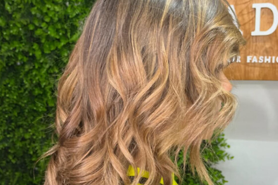 Lavagem + Corte para 1 | Cabeleireiro Shalon Adonay - Roma Areeiro