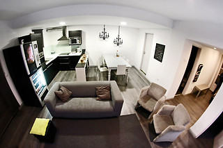 Uma noite em quarto duplo para 2 adultos + 2 crianças | My Hostel Guimarães (Guimarães)