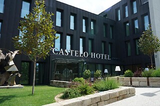 Uma noite em quarto duplo com pequeno almoço para 2 em Castelo Hotel em Chaves (Vila Real)