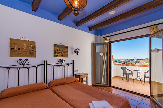 HOTEL RURAL ALMAZARA - photo 8