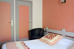 Hotel The Originals du Parc Avignon Est