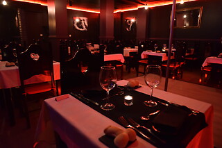 Jantar + Espectáculo de Dança Sensual para 2 | Magic Moments Restaurant & Dance Club (Lisboa)