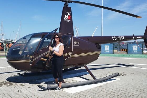 Voo de Helicóptero sobre o Rio Tejo para 2 | Portugal Helicopters (Algés, Lisboa)