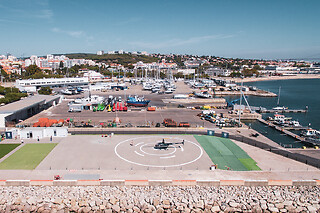 Voo de Helicóptero sobre o Rio Tejo para 2 | Portugal Helicopters (Algés, Lisboa)