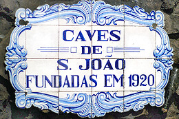 Caves São João