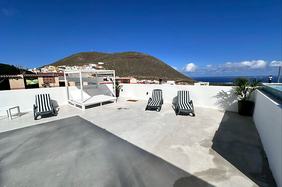 EUPHORBIA SUITES - photo 3