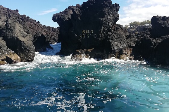 Descubra as piscinas naturais de Angra do Heroísmo para 1 | Blika - Açores