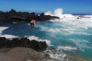 Descubra as piscinas naturais de Angra do Heroísmo para 1 | Blika - Açores