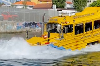 Um passeio turístico em anfíbio para 1 em Porto Duck Tours em Vila Nova de Gaia (Porto)