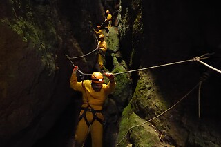 Vias ferratas de Santa Luzia, soft coasteering e canoagem para 1 | Discover The Nature