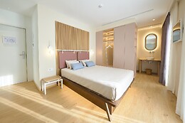 HOTEL LEONOR