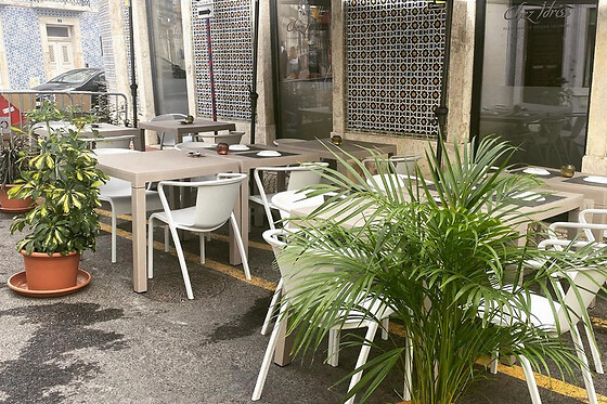Um almoço ou jantar para 2 em Chez Idriss Restaurante Shisha Lounge em Oeiras (Lisboa)