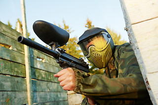 Paintball em Santa Maria da Feira | Para 1 pessoa - 3 h | Aventuresca