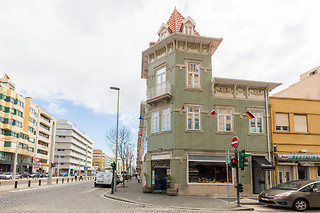 Estadia familiar ou a Dois com pequeno-almoço | São Francisco Guest House - Matosinhos