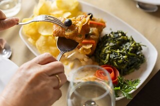 Uma noite com pequeno-almoço + Entradas para os Passadiços do Mondego para 2 | Lavanda Hotel Mira Serra (Celorico da Beira, Guarda)