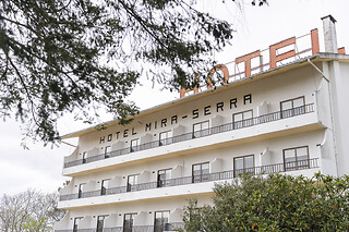 Uma noite com pequeno-almoço + Entradas para os Passadiços do Mondego para 2 | Lavanda Hotel Mira Serra (Celorico da Beira, Guarda)