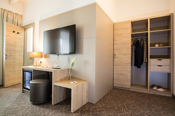 Online Booking EPS - photo 1