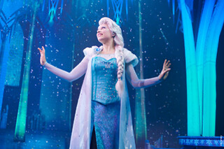 Disneyland Paris Estadia - 2 Dias / 2 Parques + 1 noite