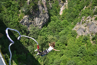 Salto pendular a 40 metros para 2 pessoas | Ruta Aventura Rafting Melgaço - Viana do Castelo