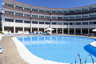 Uma noite em quarto duplo/twin com pequeno-almoço e jantar para 2 eno Hotel Meia Lua em Ovar (Aveiro)